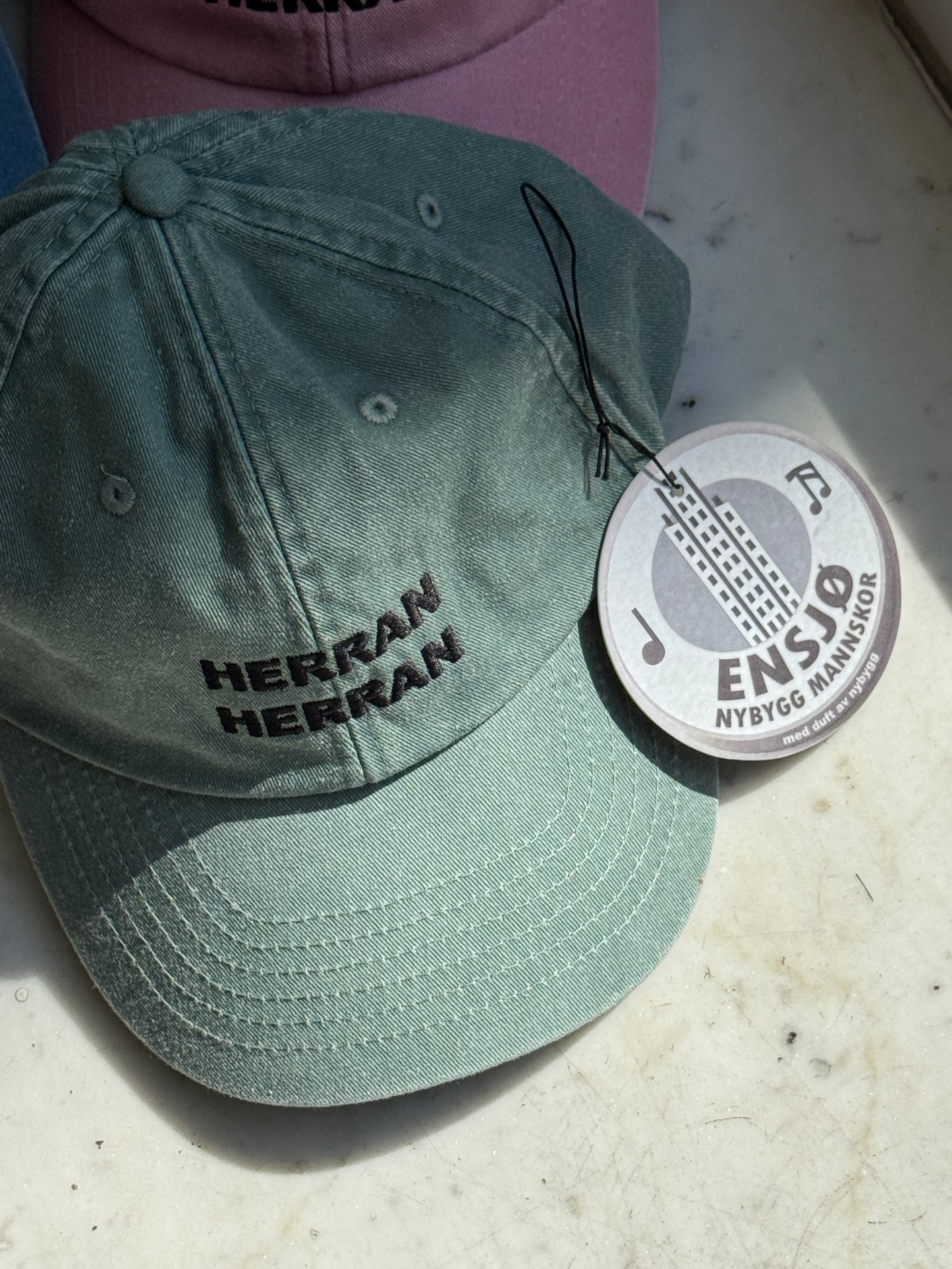 Herran derran caps